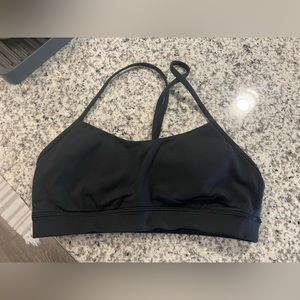 Lululemon Flow Y sports bra in great condition